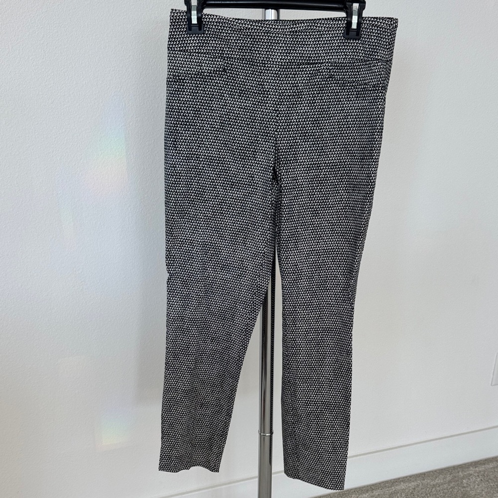 Black and White Patterned Pants by Leyla, Size: 8, NWOT